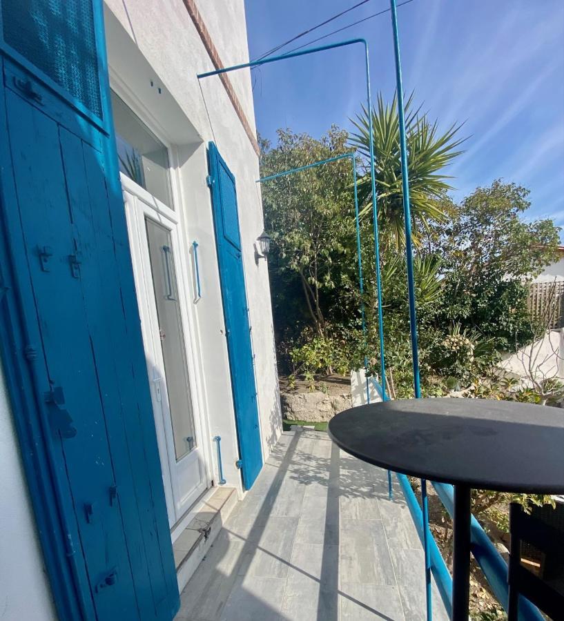 Marseille-Au-Bord-De-L'Eau Villa Exterior photo